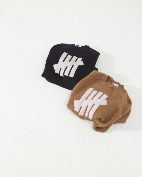 UNDEFEATED Crewneck Sweater Soft Knit Logo Pullover 1 UNDEFEATED Crewneck Sweater Soft Knit Logo Pullover