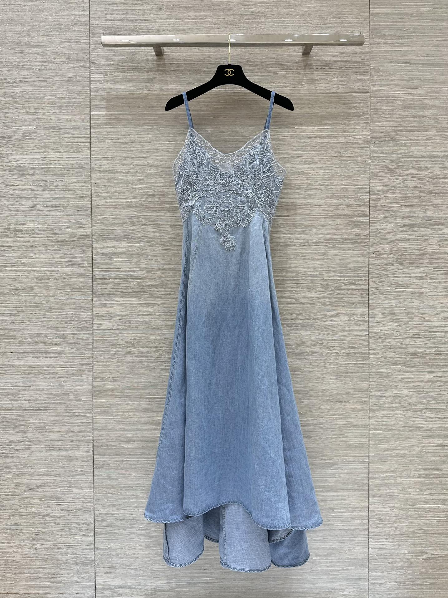 Exclusive Launch: Ermanno Scervino 24th Autumn Collection – Hand-Carved Lace, Romantic Embroidered Cowboy Thongs