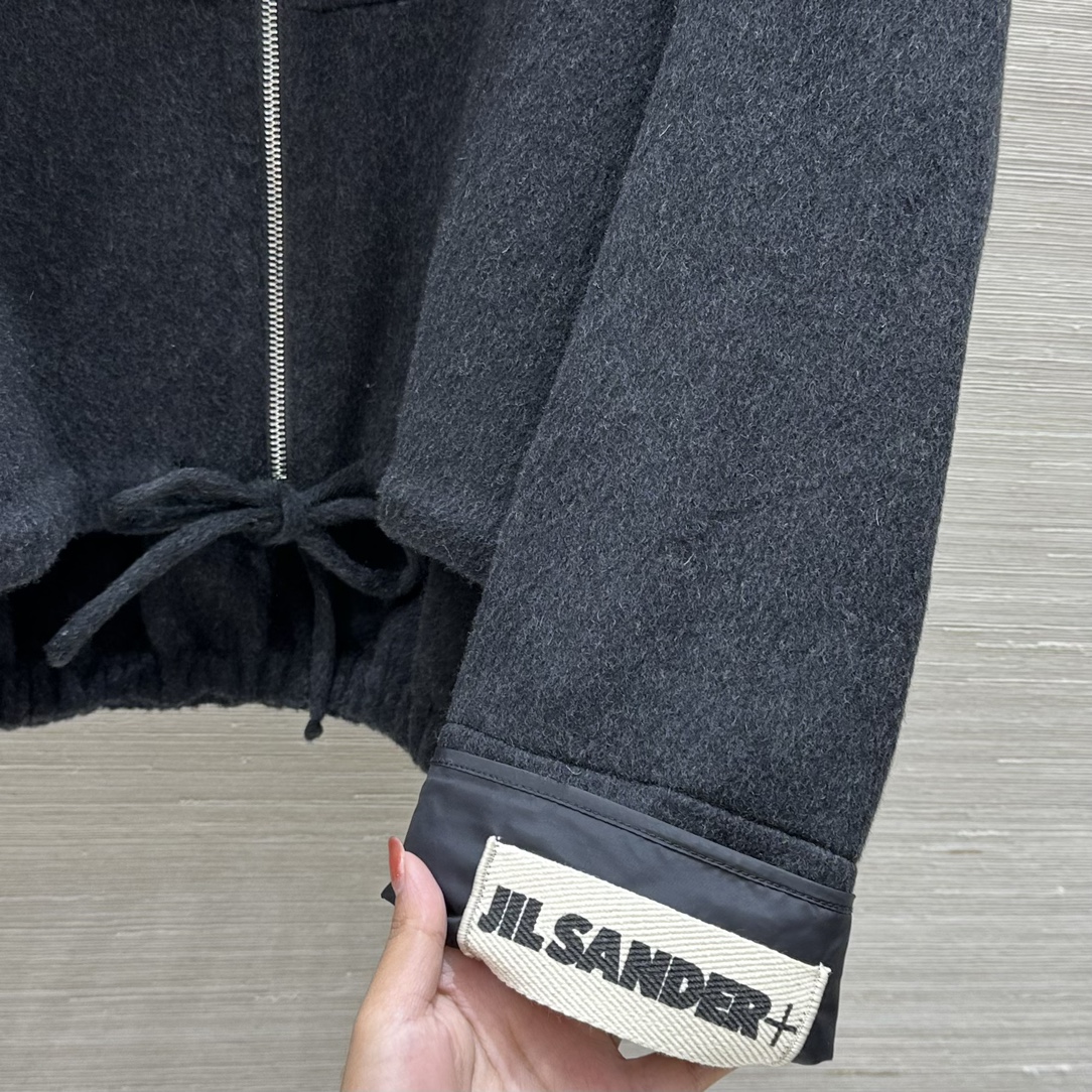 Exclusive Launch: Handmade Cashmere Coat with Retro-Fashion Caps and Swiss Fabric Process - 图片 5