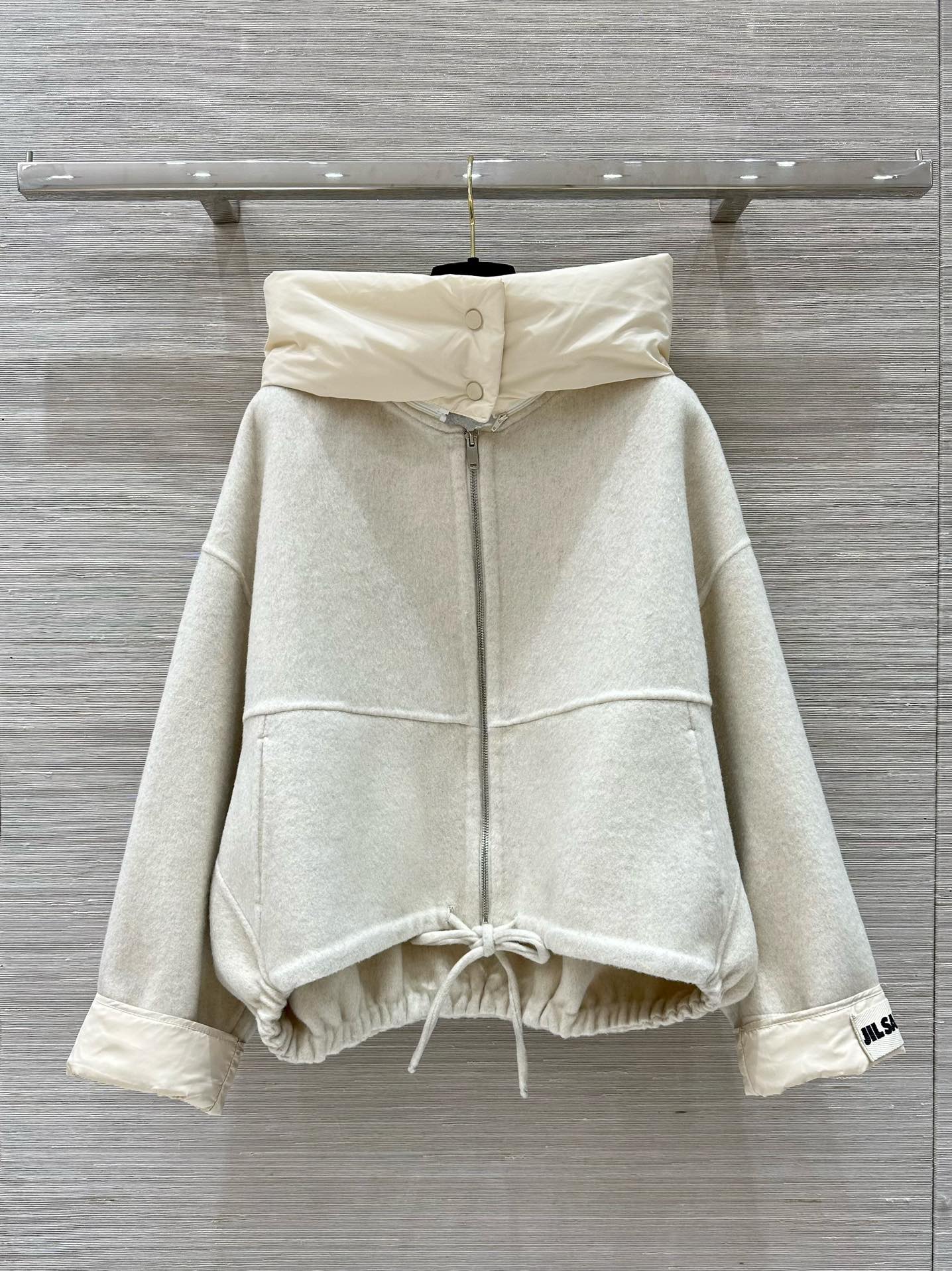 Exclusive Launch: Handmade Cashmere Coat with Retro-Fashion Caps – High-Quality Swiss Design - 图片 1