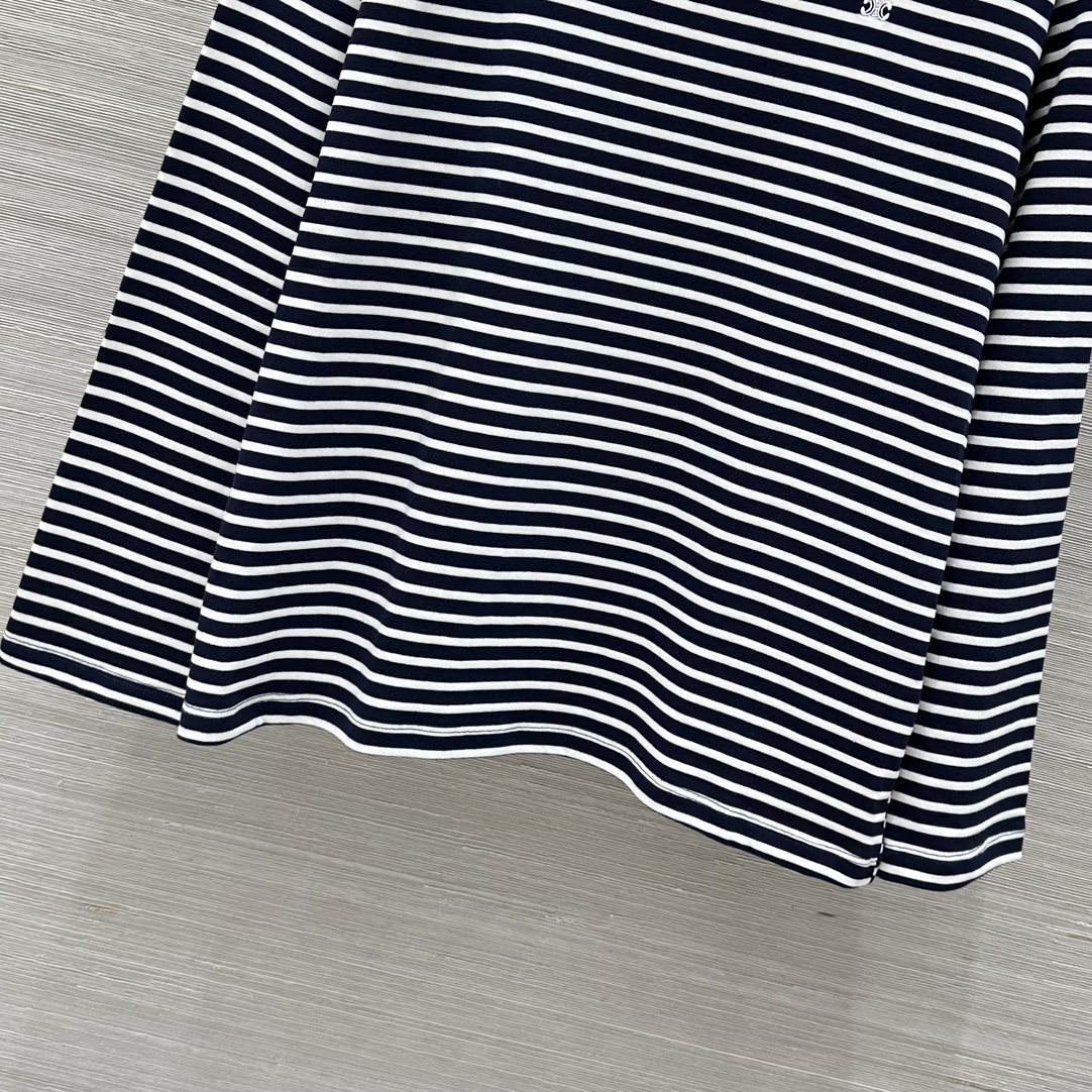“Unique Launch: Retro Striped T-shirt with Stereo Embroidery in Pure Cotton” - 图片 5