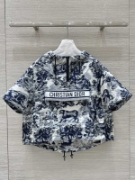 EXKLUSIVE FORT ❤️ Explosive List Empfohlene DIO*25 Frühling Neue Produkte! Diese Saison muss in die Explosion eintreten! Chez Moi -Serie Reverse Roy Jungle Animal Muster Schrägströme Stoff klassische Kurzfilm -Kapuzenjacke. Der neue gebürstete Bleicheffekt interpretiert Dschungelelemente. Erstellen Sie einen reichen und vielfältigen gutaussehenden Stil. Die original angepasste lose Version des Oberkörpers ist lässig und modisch. Die Qualität der Verarbeitung hängt von den Details ab. Eine Farbe 36.38.40. Stelle! Große Sänger werfen es rüber! 1 EXKLUSIVE FORT ❤️ Explosive List Empfohlene DIO*25 Frühling Neue Produkte! Diese Saison muss in die Explosion eintreten! Chez Moi -Serie Reverse Roy Jungle Animal Muster Schrägströme Stoff klassische Kurzfilm -Kapuzenjacke. Der neue gebürstete Bleicheffekt interpretiert Dschungelelemente. Erstellen Sie einen reichen und vielfältigen gutaussehenden Stil. Die original angepasste lose Version des Oberkörpers ist lässig und modisch. Die Qualität der Verarbeitung hängt von den Details ab. Eine Farbe 36.38.40. Stelle! Große Sänger werfen es rüber!