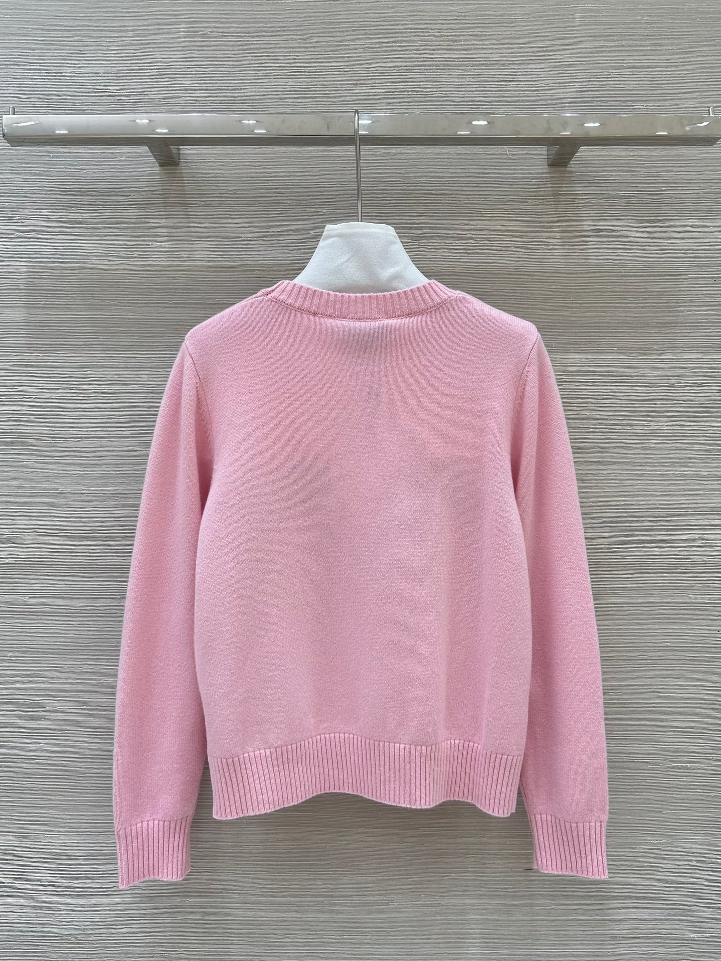 Exclusive 3D Logo Velvet Shirts: Customizable, Premium Wool Line, Unique Design - 图片 9