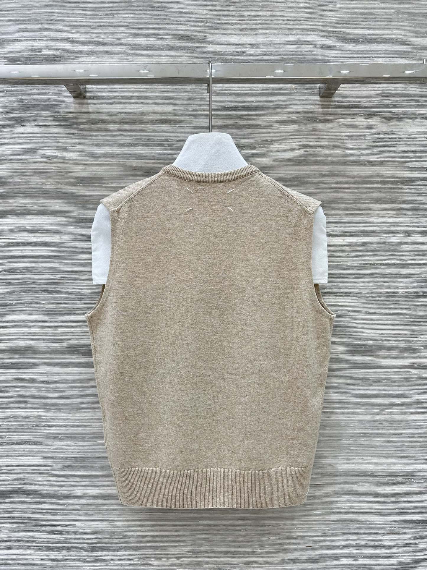 High-Quality Single-Mode Women’s Wool Vest Suit in Three Colors - 图片 8