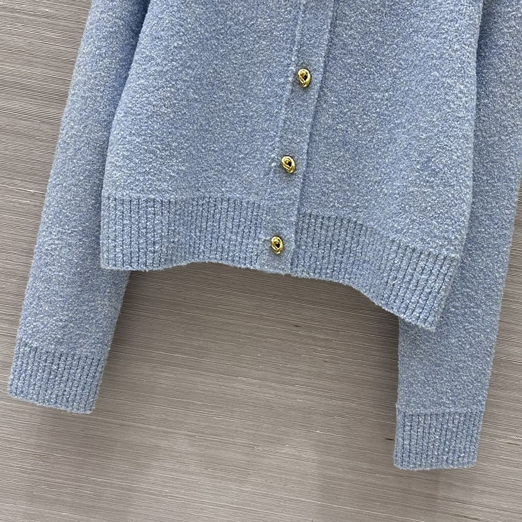 High-End Single-Size Female Suit: Fall-Winter Collection Highlights - 图片 5