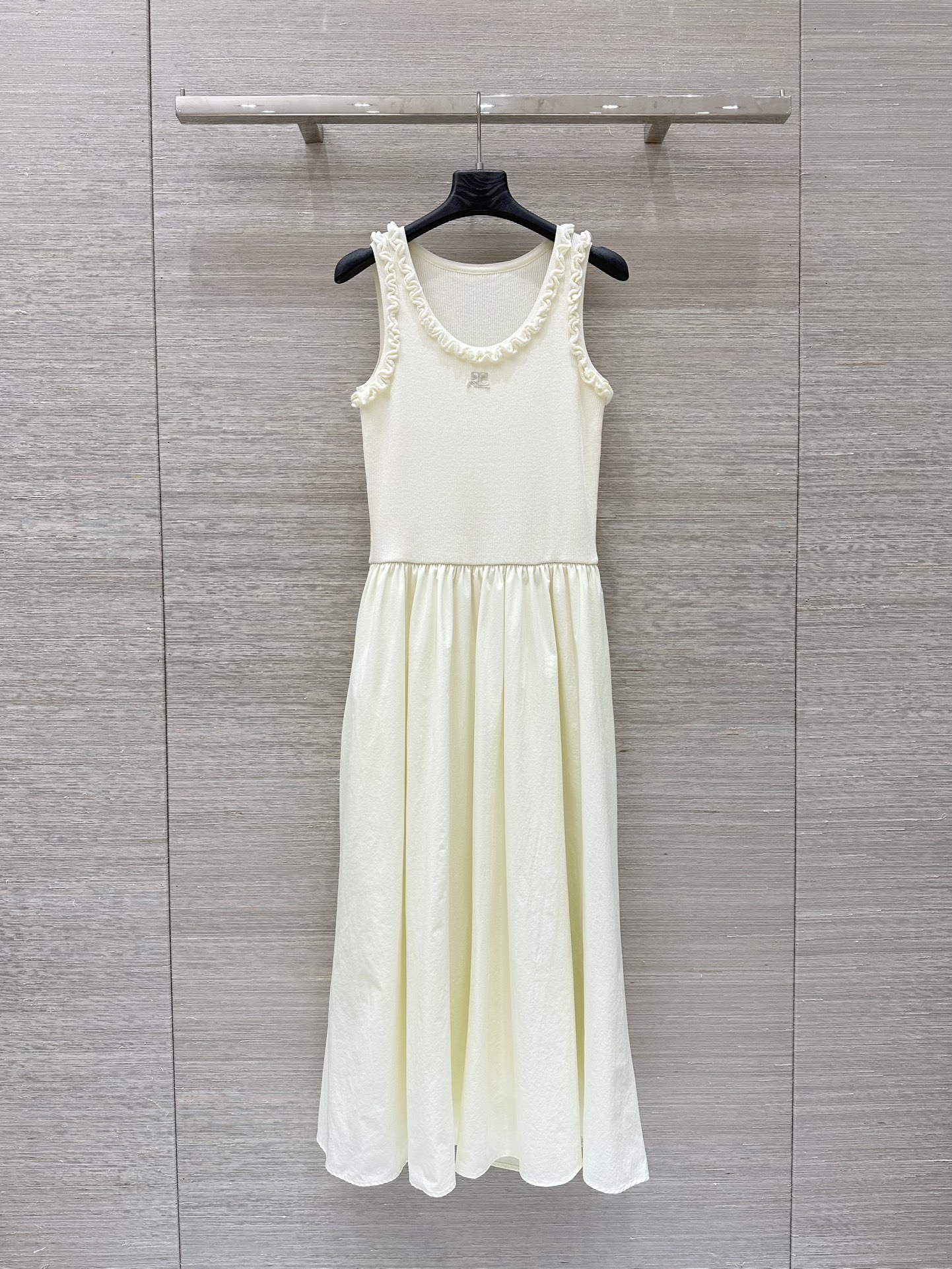 Exclusive Quality Control: P506 Bad-Ass Woman’s Summer Collection with Unique Design