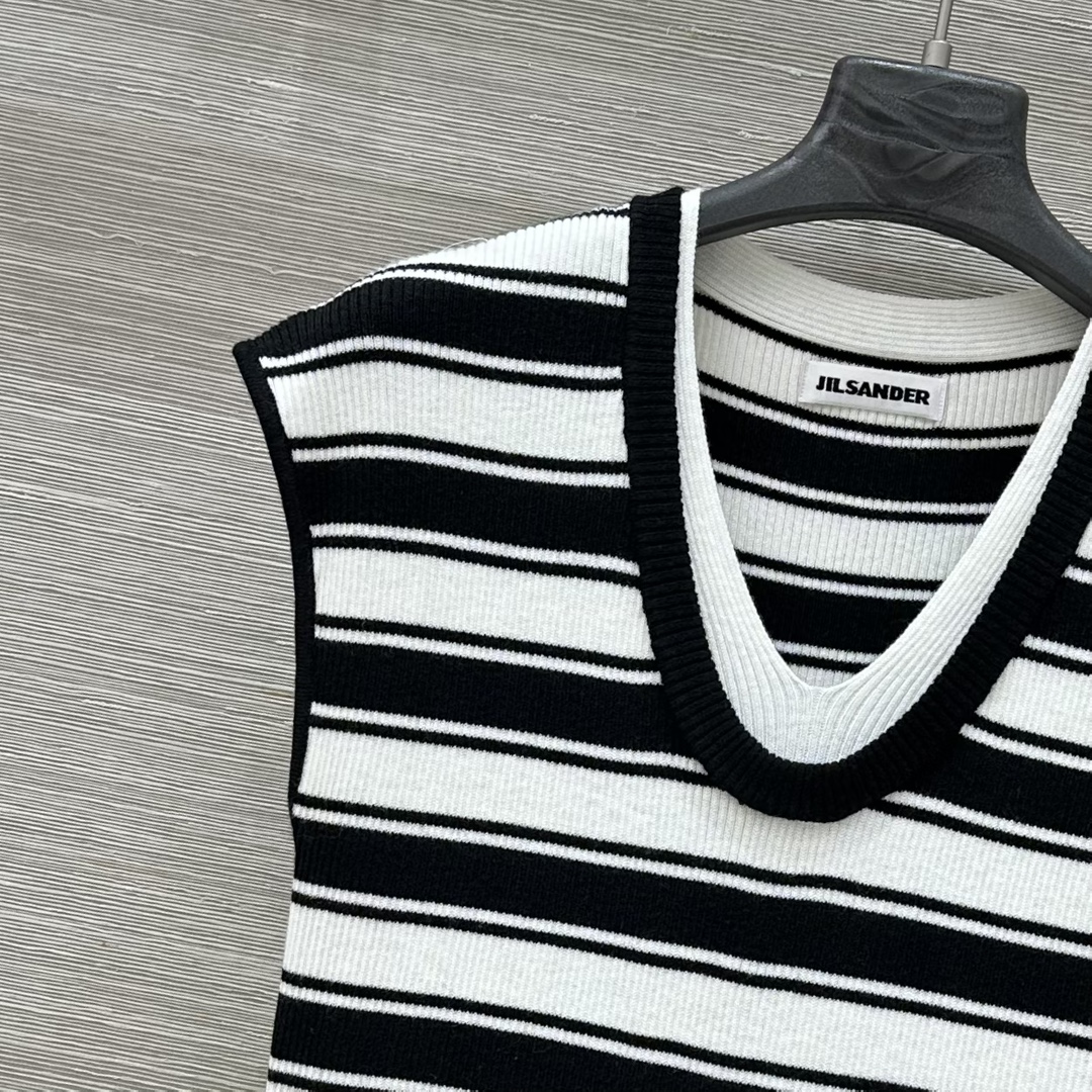 New Package Woman’s Dress: Summer Collection with Classic Design and Quality Details - 图片 3