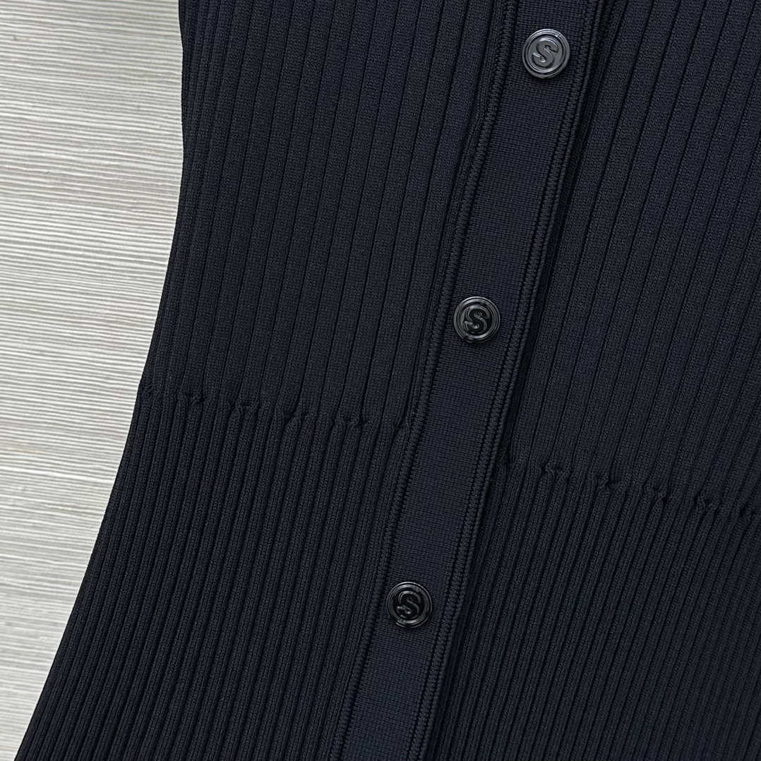 Stylish Woman’s Suit Collection with New Prosthetic Designs and Ice Silk Line Customization. - 图片 5