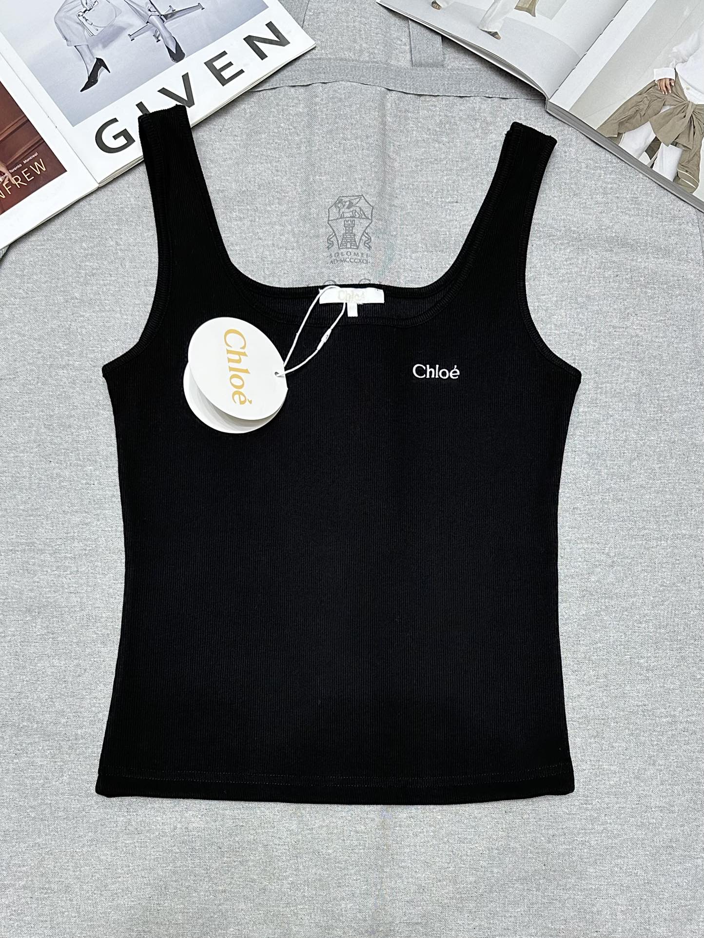 Chlo’s New Summer Collection: Quality Details and Customization Stand Out - 图片 1