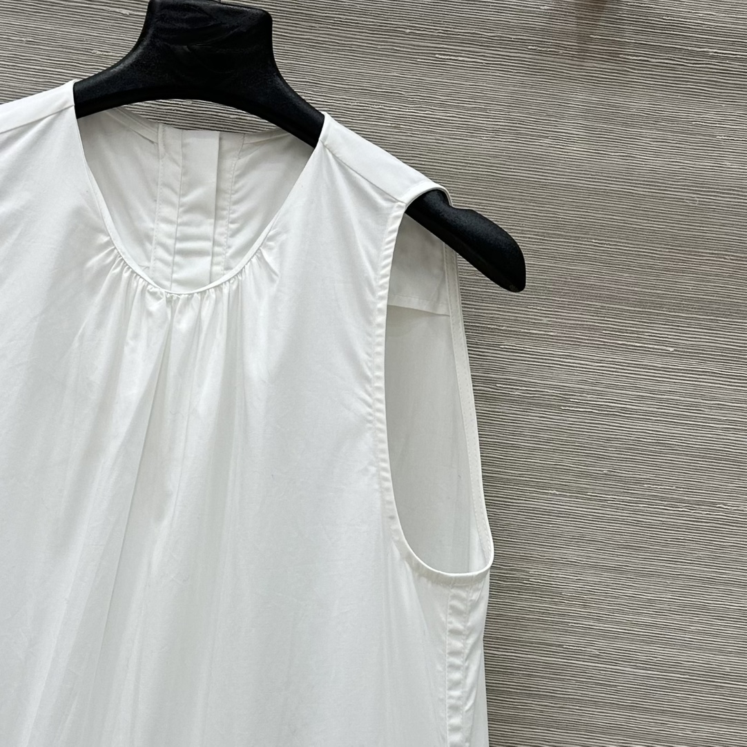 Review: P943 One-Size Vest Dress – High-Quality, Simple Design, Detailed Craftsmanship - 图片 4