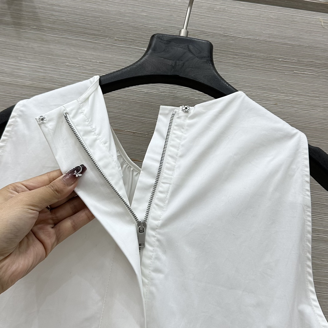 Review: P943 One-Size Vest Dress – High-Quality, Simple Design, Detailed Craftsmanship - 图片 9