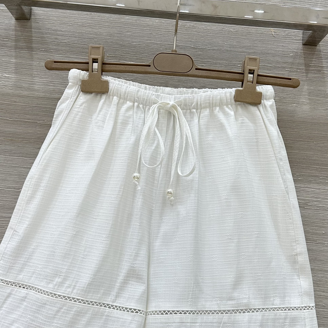 High-end Crocheted Thongs: Luxury Vacation Series with Custom Design Shorts - 图片 2