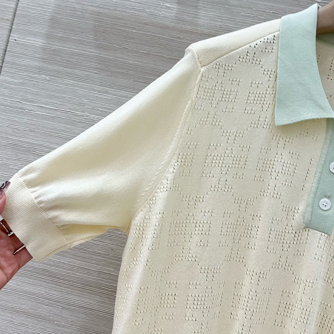 Tory Burch Spring/Summer Women’s Outfit Review: Classic Black Hook Design, Delicate Touch. - 图片 3