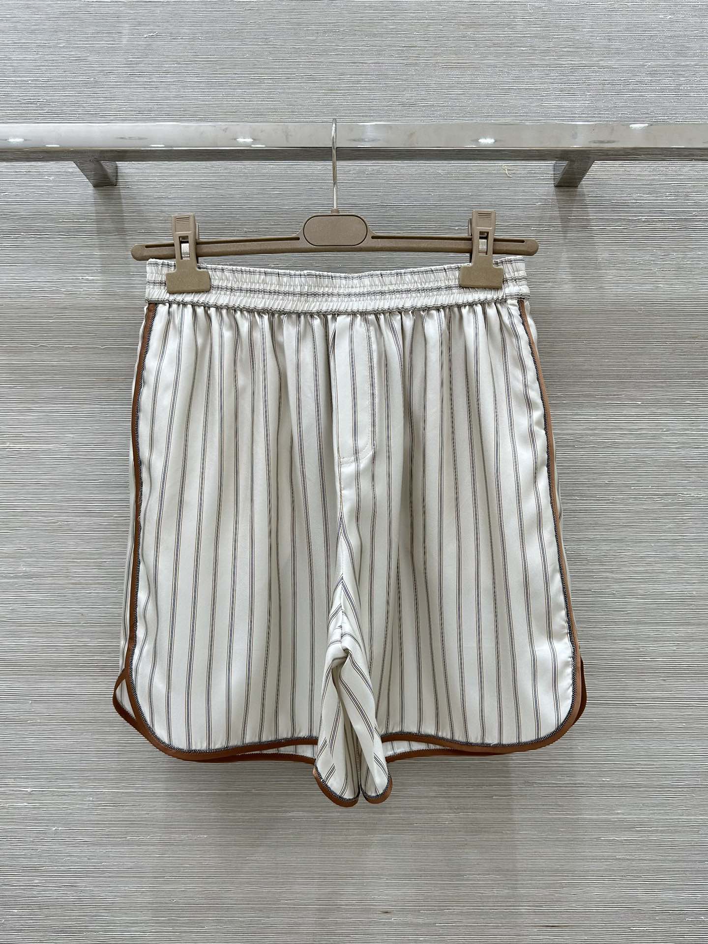 Exclusive Launch: P817 High-End Silk Dress with Shorts for Stylish Girls - 图片 2