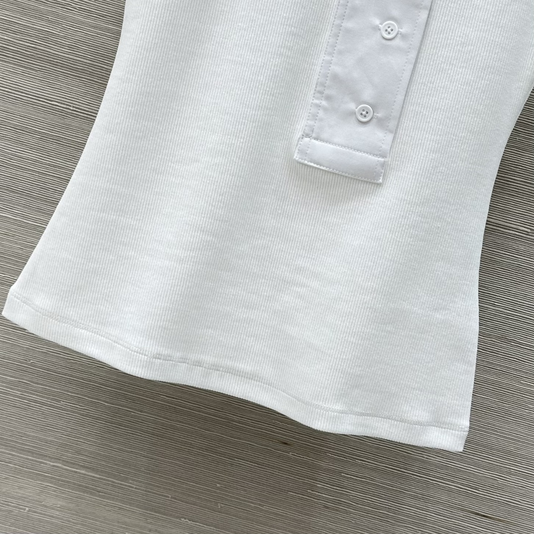 Courrag* 25 Springs and Summers New Series: High-Quality Female Suit with U-Collar - 图片 6