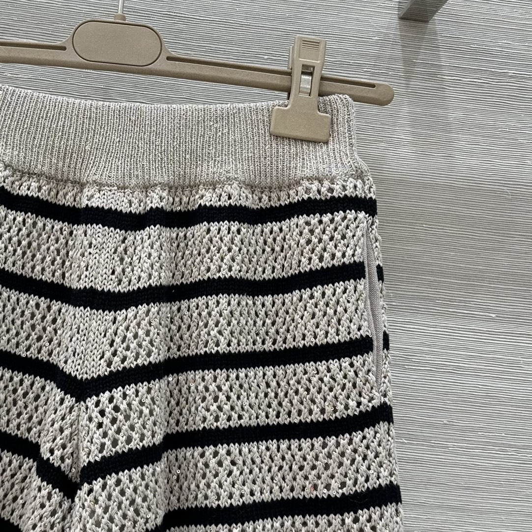High-End Italian Aesthetic Suit Shorts: Elegant, Luxurious, and Timeless - 图片 4