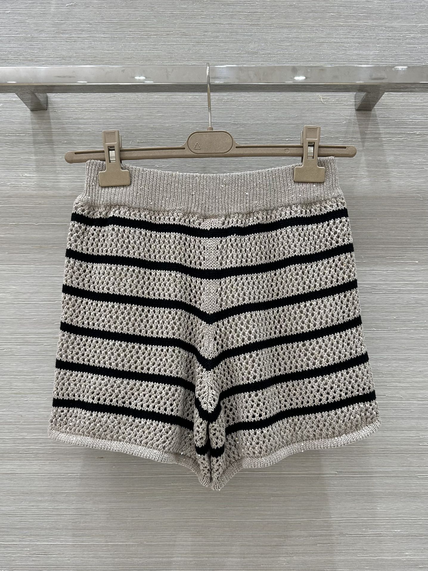 High-End Italian Aesthetic Suit Shorts: Elegant, Luxurious, and Timeless - 图片 8