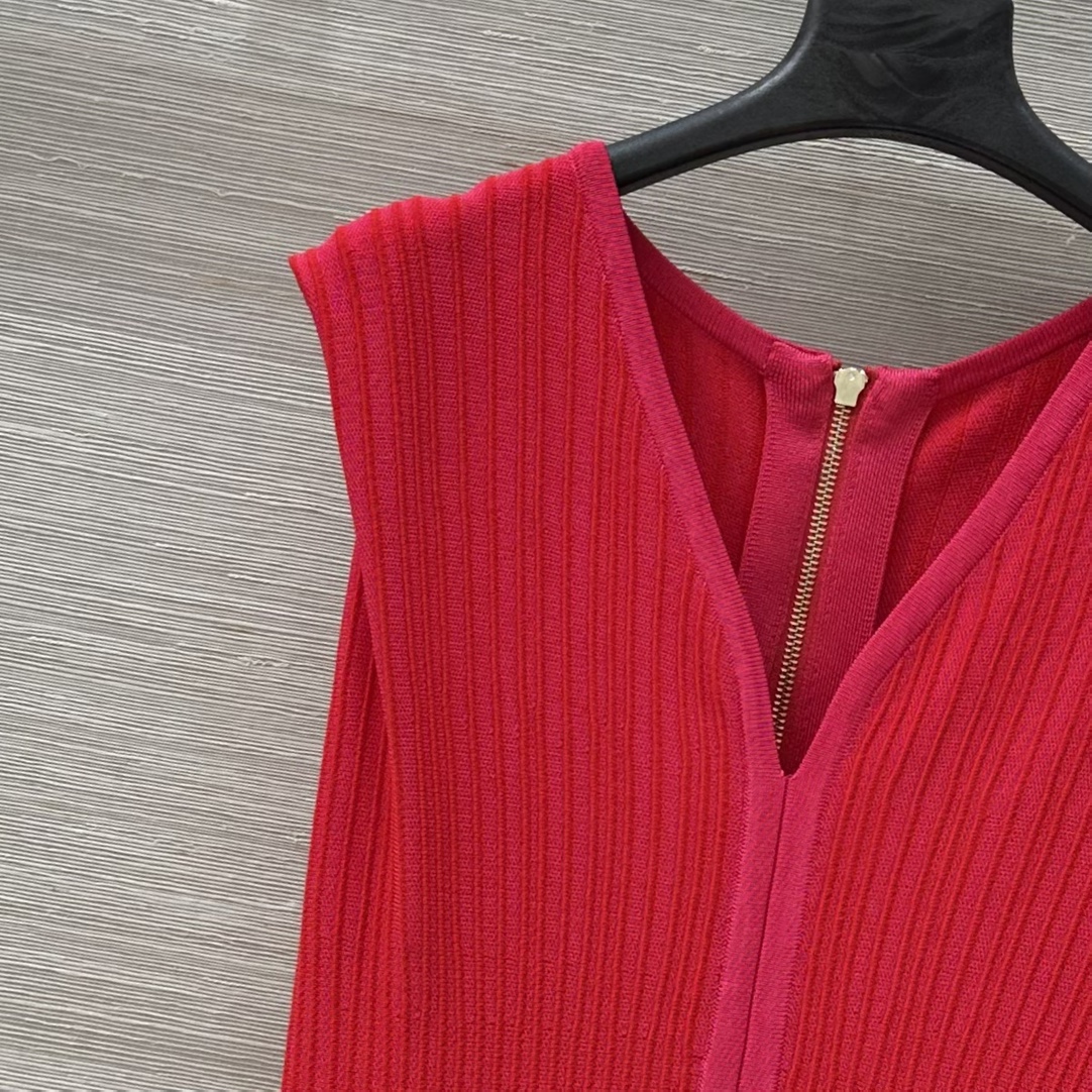 Balmain Original Quality Women’s Suit: French Sweet V-Neck Dress, Stylish Design. - 图片 3