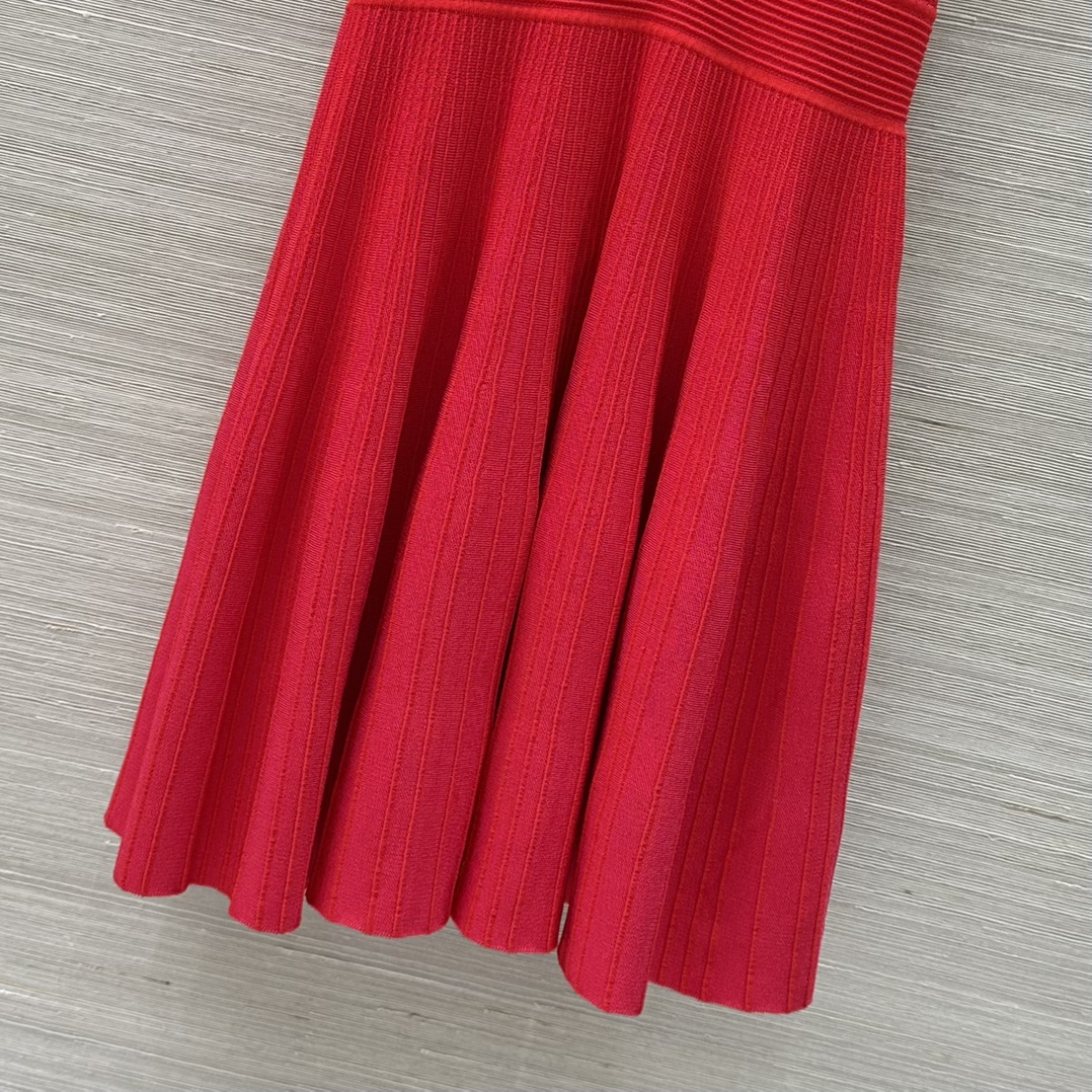 Balmain Original Quality Women’s Suit: French Sweet V-Neck Dress, Stylish Design. - 图片 5