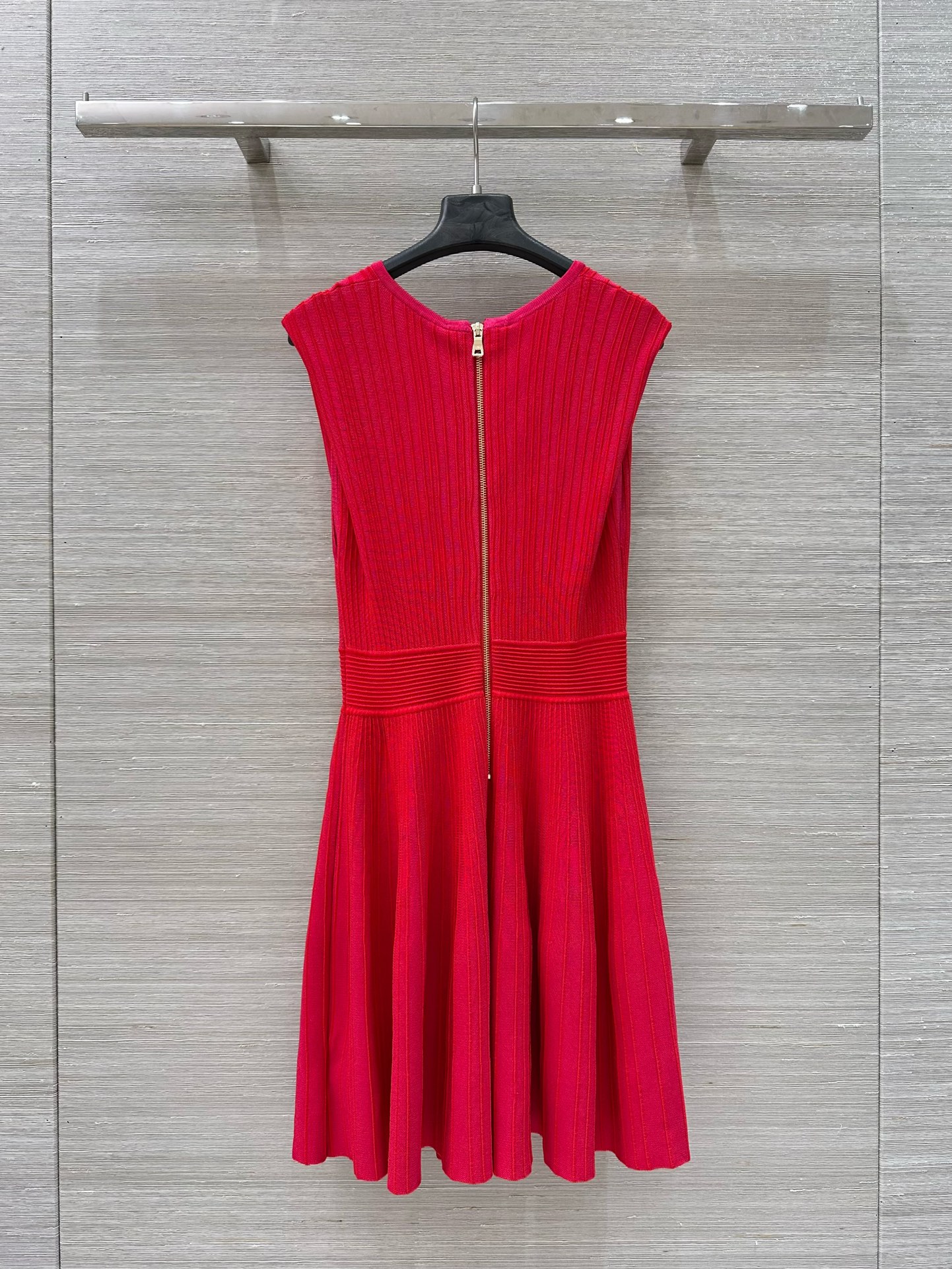 Balmain Original Quality Women’s Suit: French Sweet V-Neck Dress, Stylish Design. - 图片 8