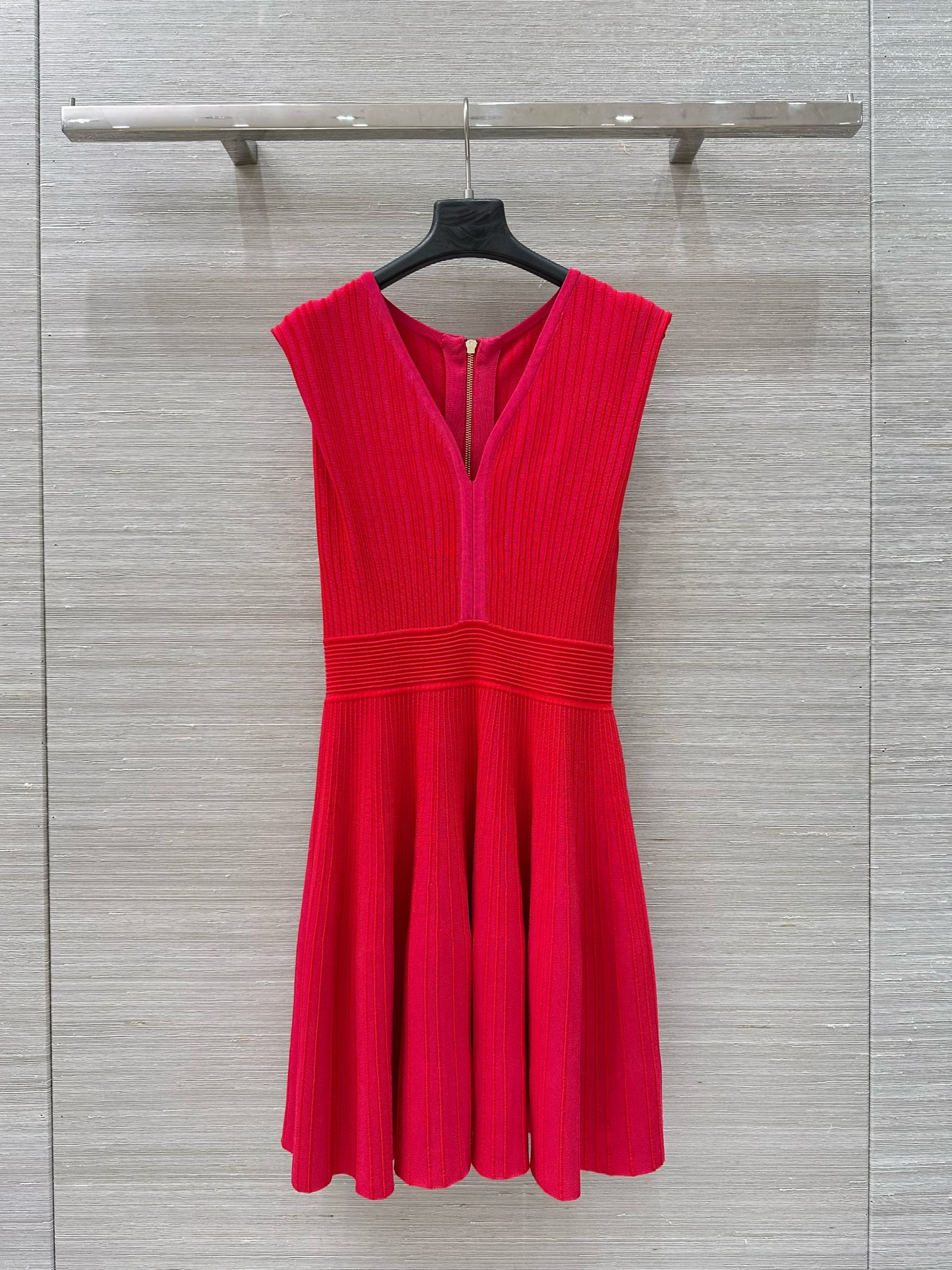 Balmain Original Quality Women’s Suit: French Sweet V-Neck Dress, Stylish Design.