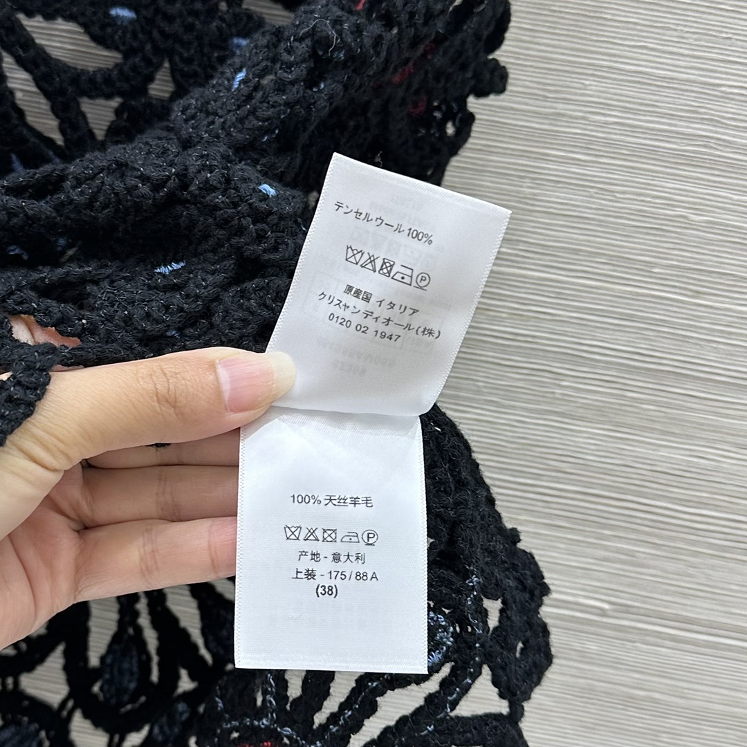 Elegant and Comfy: Maje’s High-Level P518 Woman’s Suit Review - 图片 7
