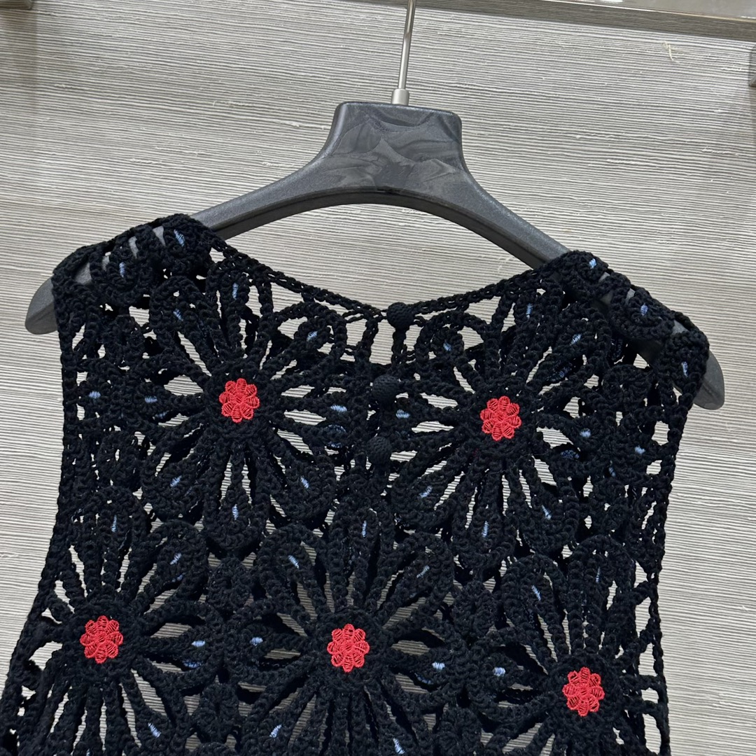 Elegant and Comfy: Maje’s High-Level P518 Woman’s Suit Review - 图片 9