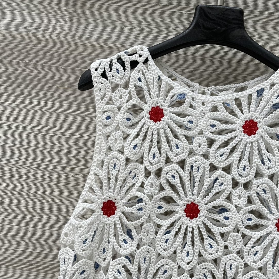 Maje’s P518 Suit: High-Level Glitch with Swiss Knitting Style & Comfy Fit - 图片 3