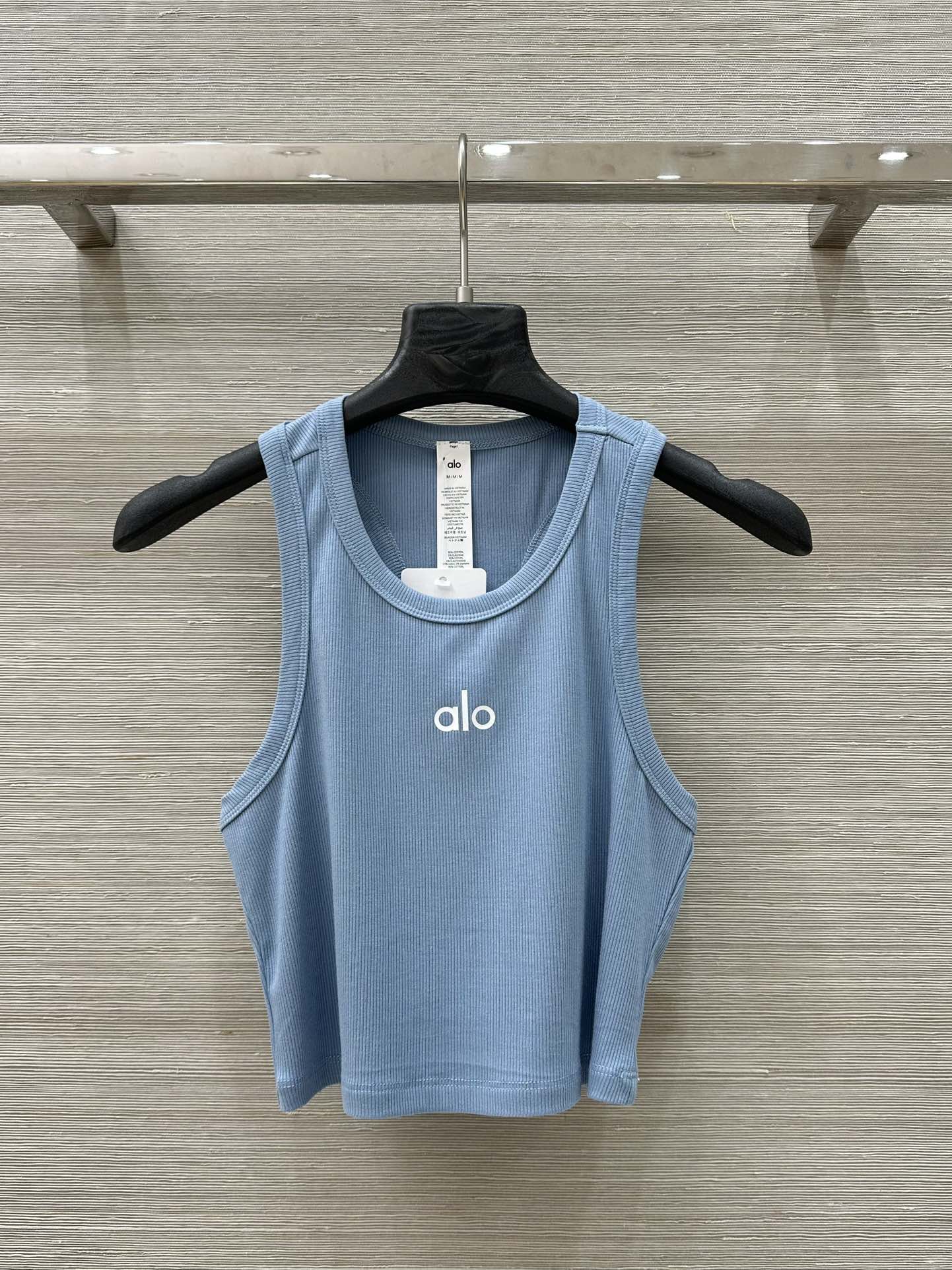 Stylish One-Size-Fits-All Female Outfit: P345 Super-Fired Vests in Four Colors - 图片 1