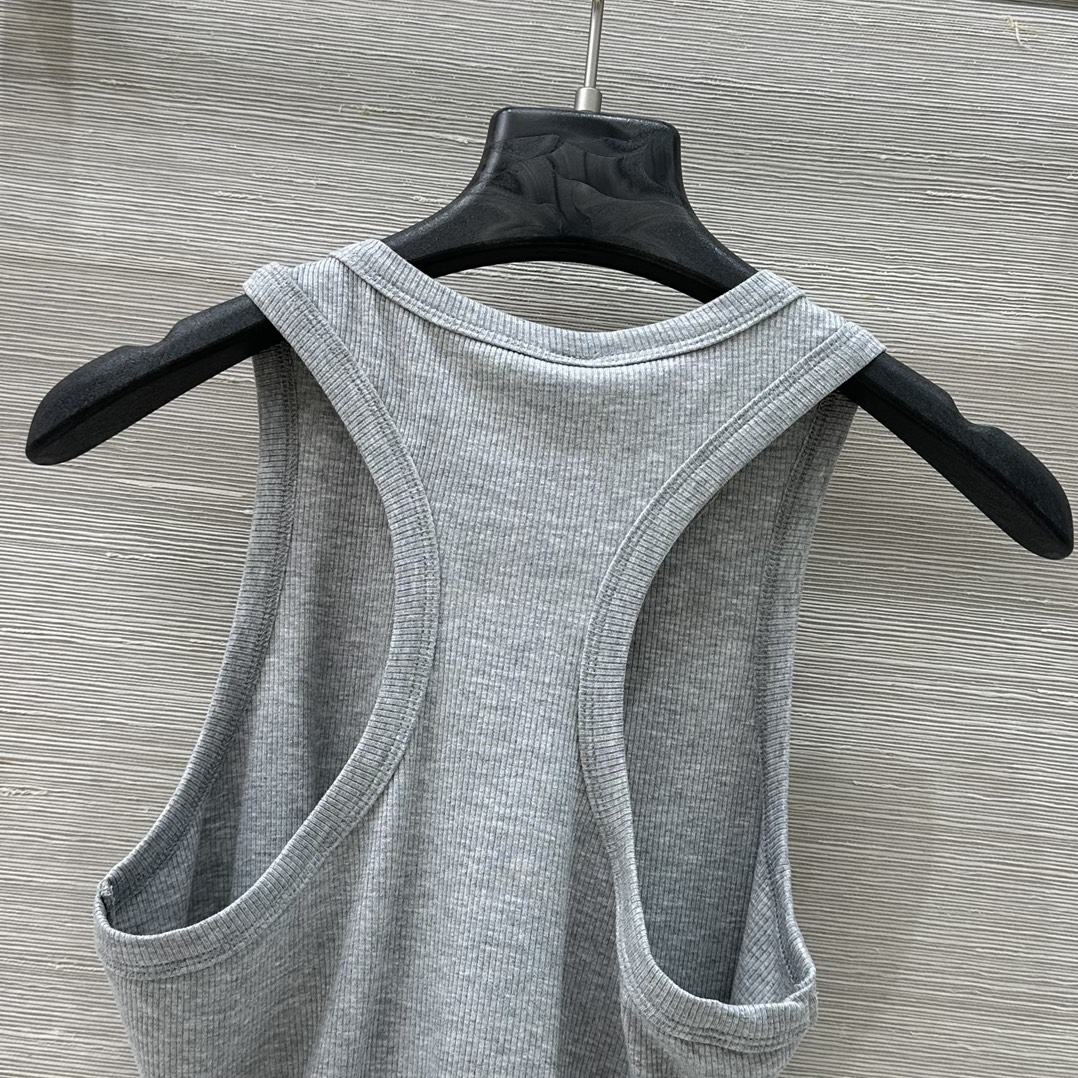 Versatile Female Outfit: P345 Super-Fired Vests for Spring/Summer Fashion - 图片 9