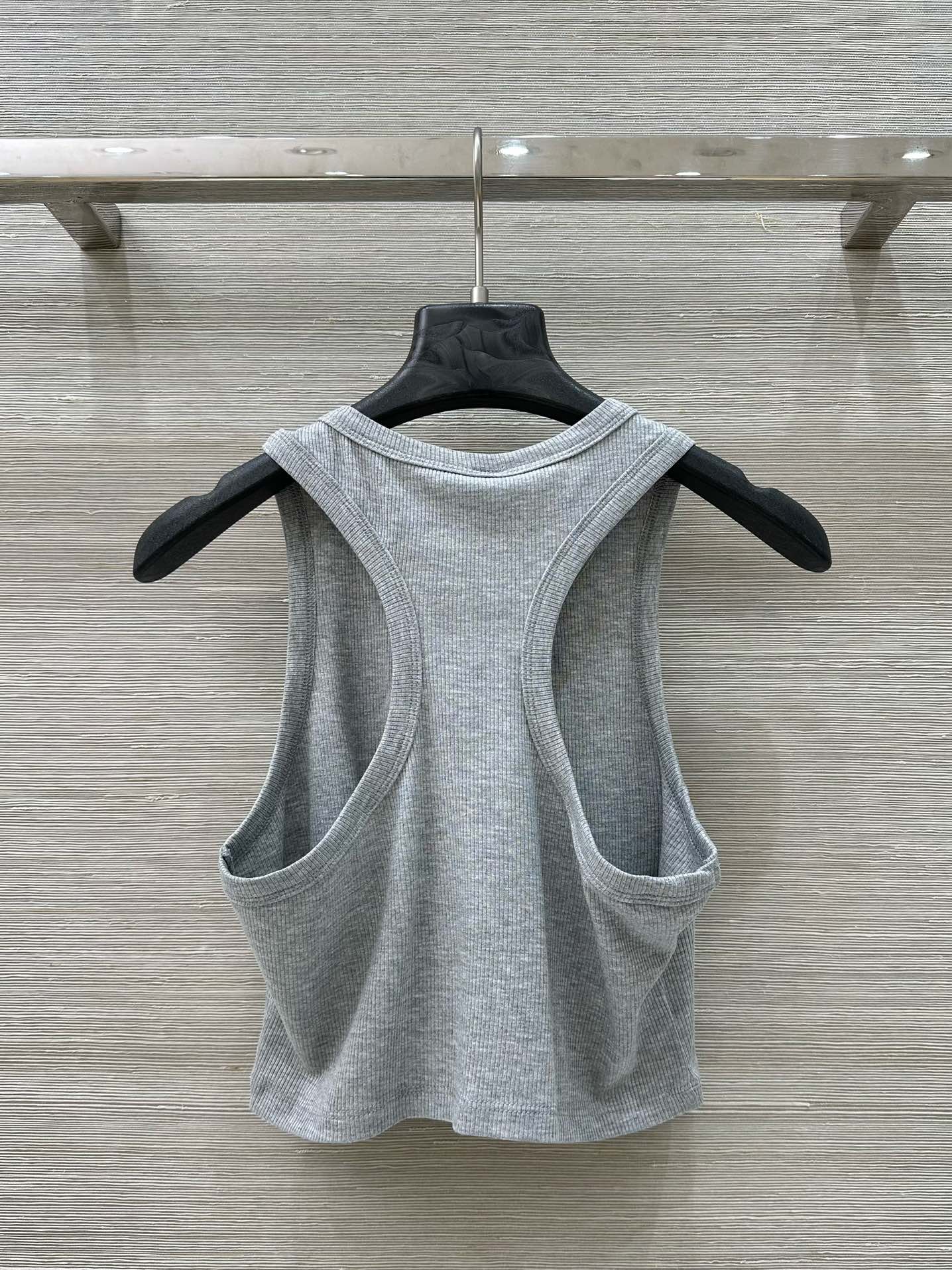 Versatile Female Outfit: P345 Super-Fired Vests for Spring/Summer Fashion - 图片 8