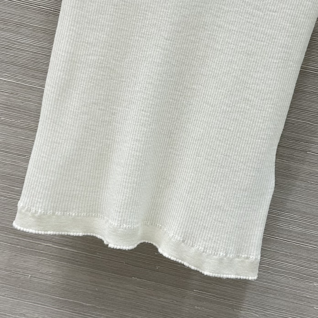 “Exclusive Female Suit P667: High-Level Lace Design, Cozy Fit, Strongly Recommended” - 图片 5