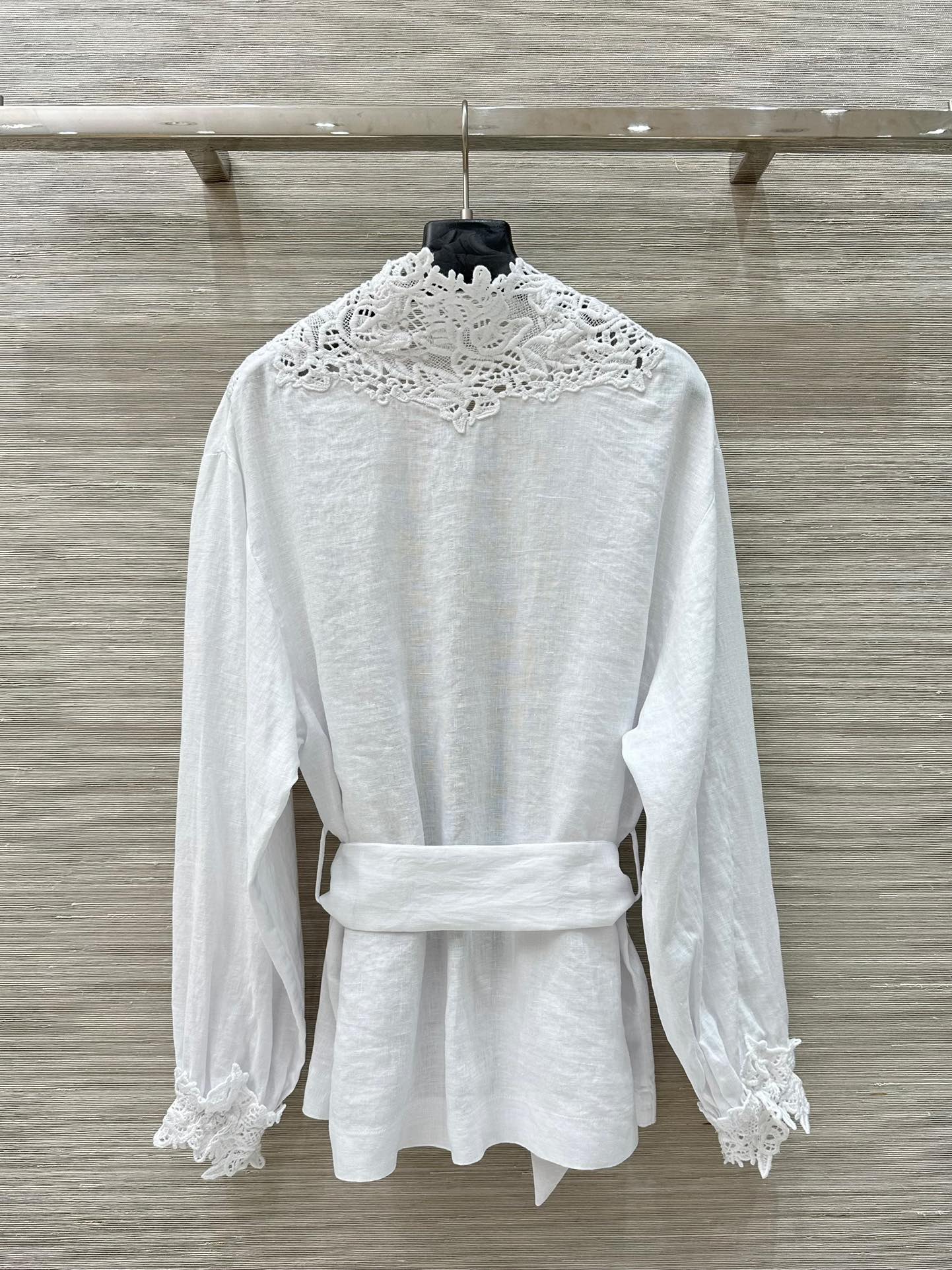 Exclusive Platinum Lace Jacket Inspired by Provence Style Drawings for Holidays - 图片 9