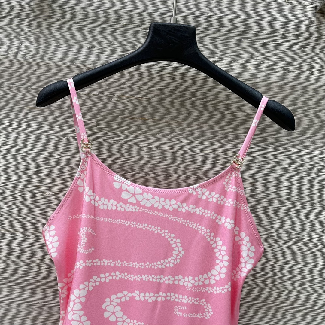 Ch* 25C Chain-Printed Swimsuit: Original Quality, Customizable Material, Perfect Design - 图片 2