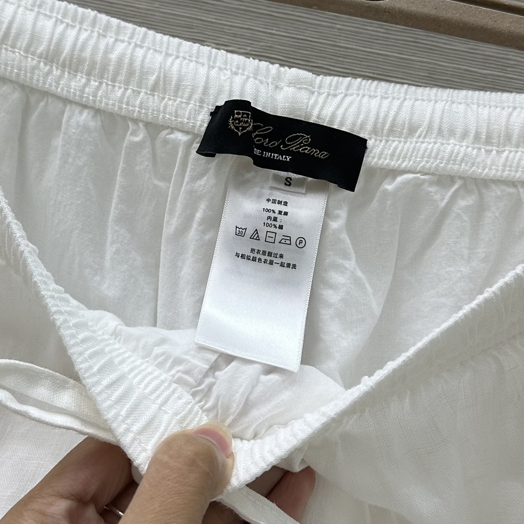 High-Quality White Linen Shorts for Women: Exclusive, Classic, Elegant Design - 图片 6