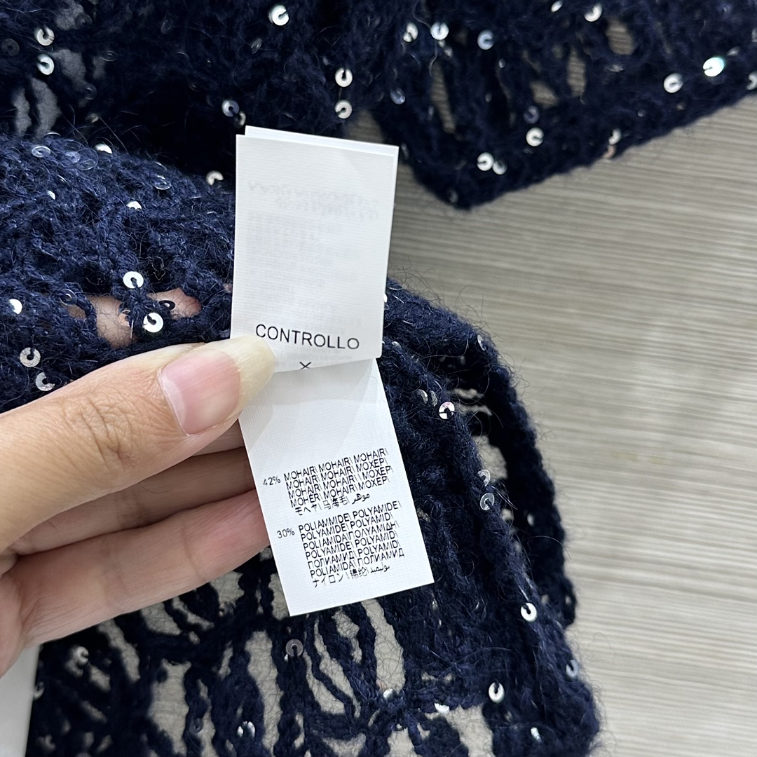 High-End Women’s Suit: Original, Ferocious Design with Exclusive Packing for Monolithic Quality - 图片 8