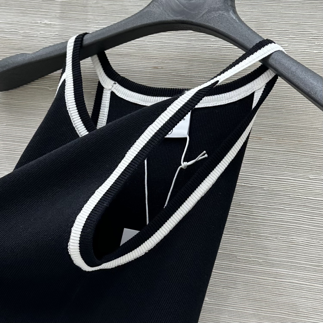 Exclusive Quality Control: P414 Woman’s Black-and-White Summer Collection with High-End Design - 图片 4