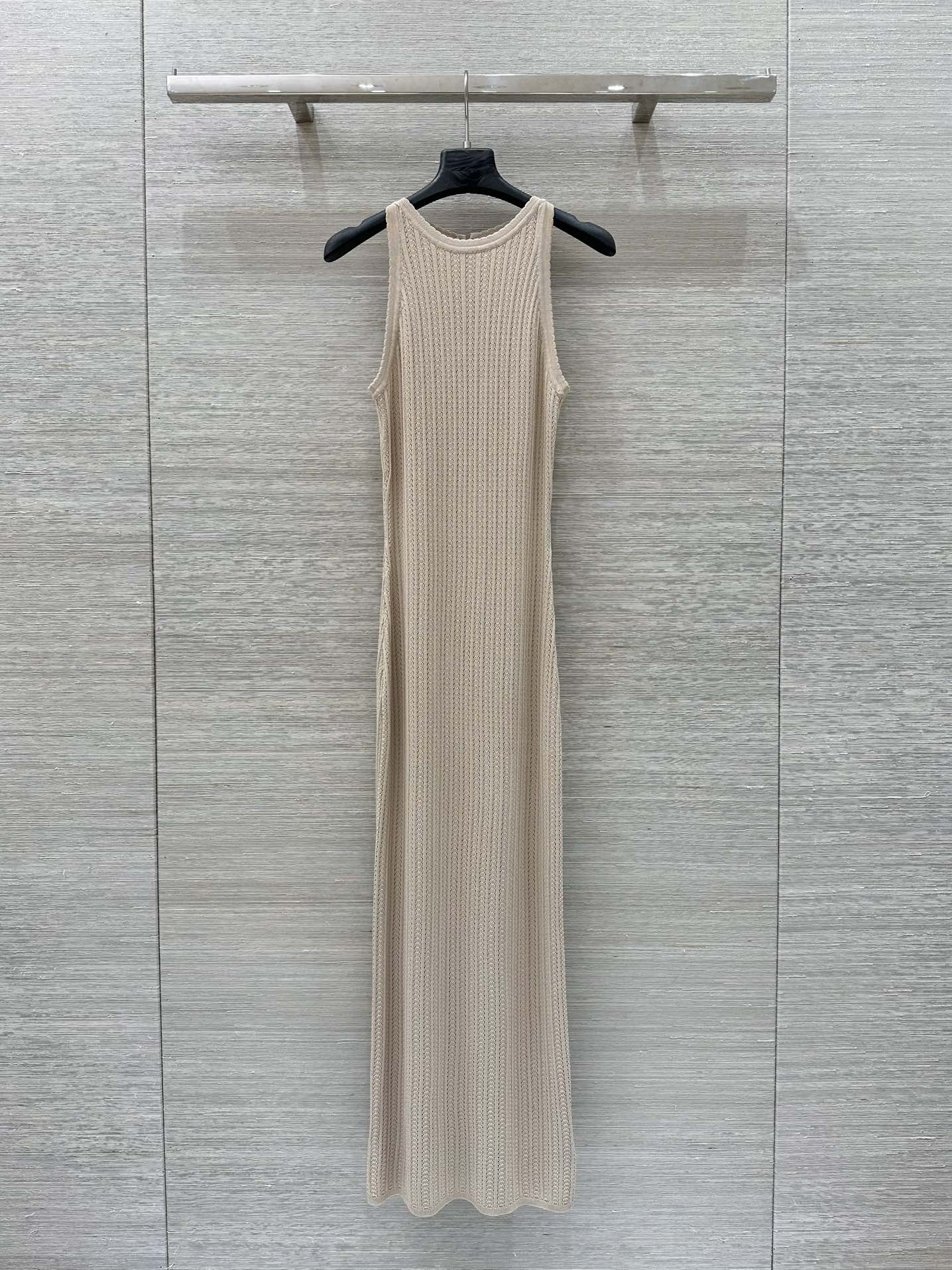 High-End Quality Women’s Suit: P588 Original Knitted Dress for Spring and Summer