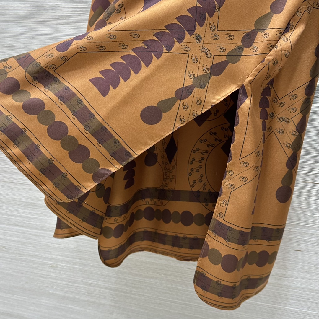 P1032 Women’s Silk Suit with Cuff-Tipped Shirts for Early Autumn - 图片 6