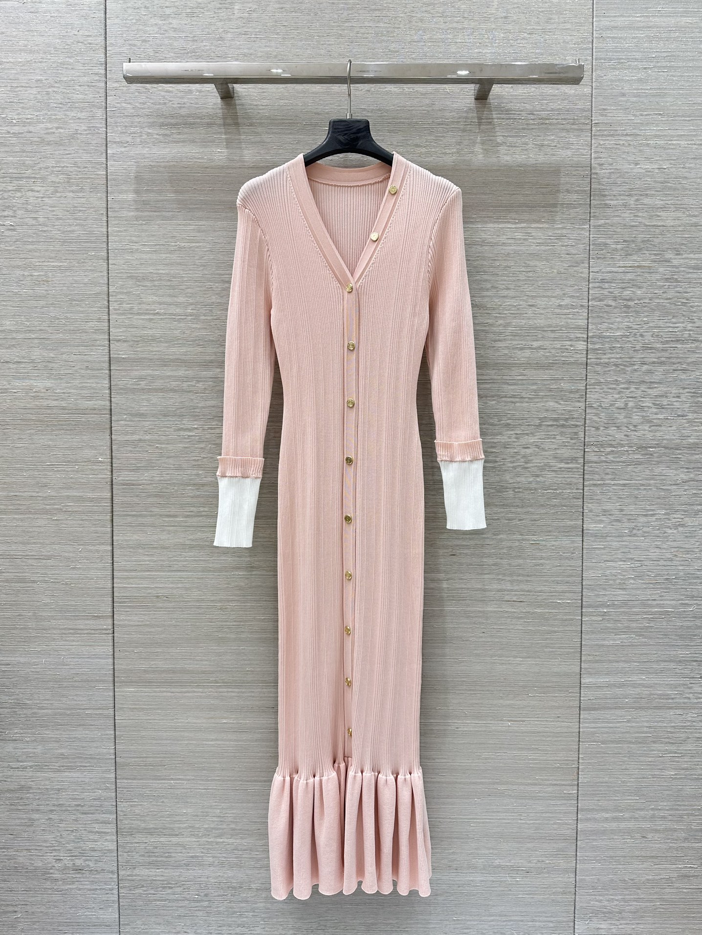 High-end Quality Women’s Suit in Sand* 25: First-rate, Hard-core, Exclusive Package