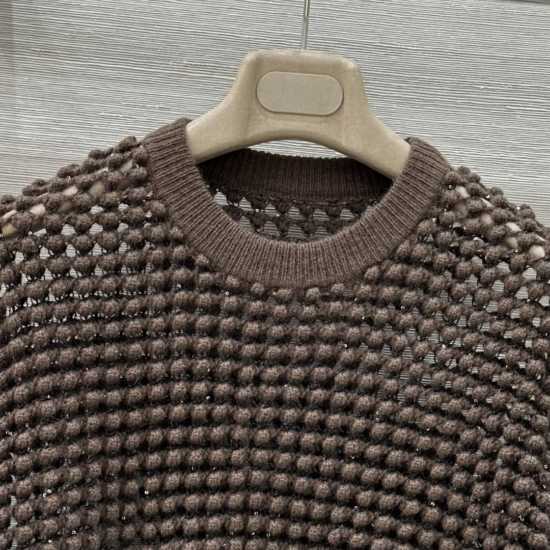 Luxury Hand-Woven Women’s Suit with Classic Style and Exclusive Quality - 图片 5