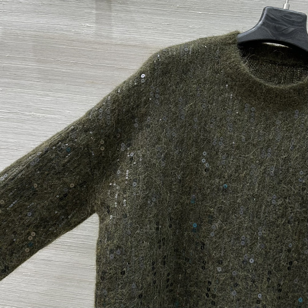 Luxurious and Elegant Women’s Fashion Collection by P989: High-End Quality and Noble Embellishments - 图片 3