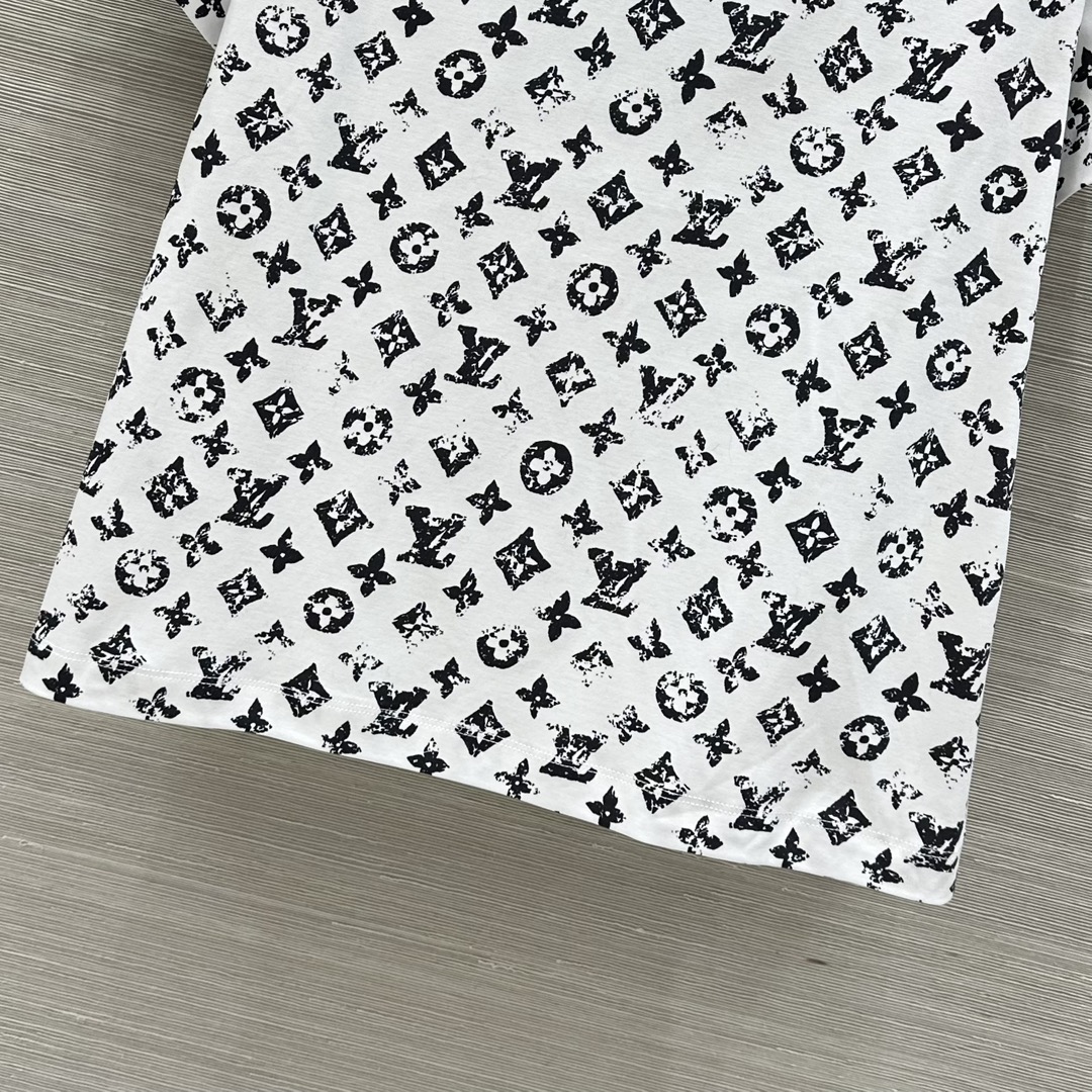 “Stylish Women’s Suit: Lou* 25 Spring Summer T-shirt with Metal Chain Decoration” - 图片 6