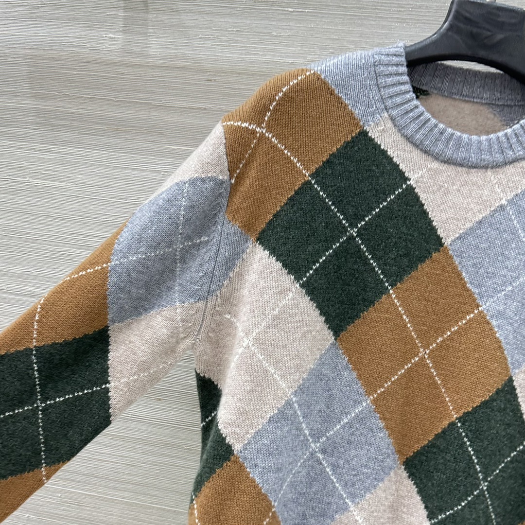 “High-End First-Class Female Suit: Wool, French Court Style, Premium Quality” - 图片 3