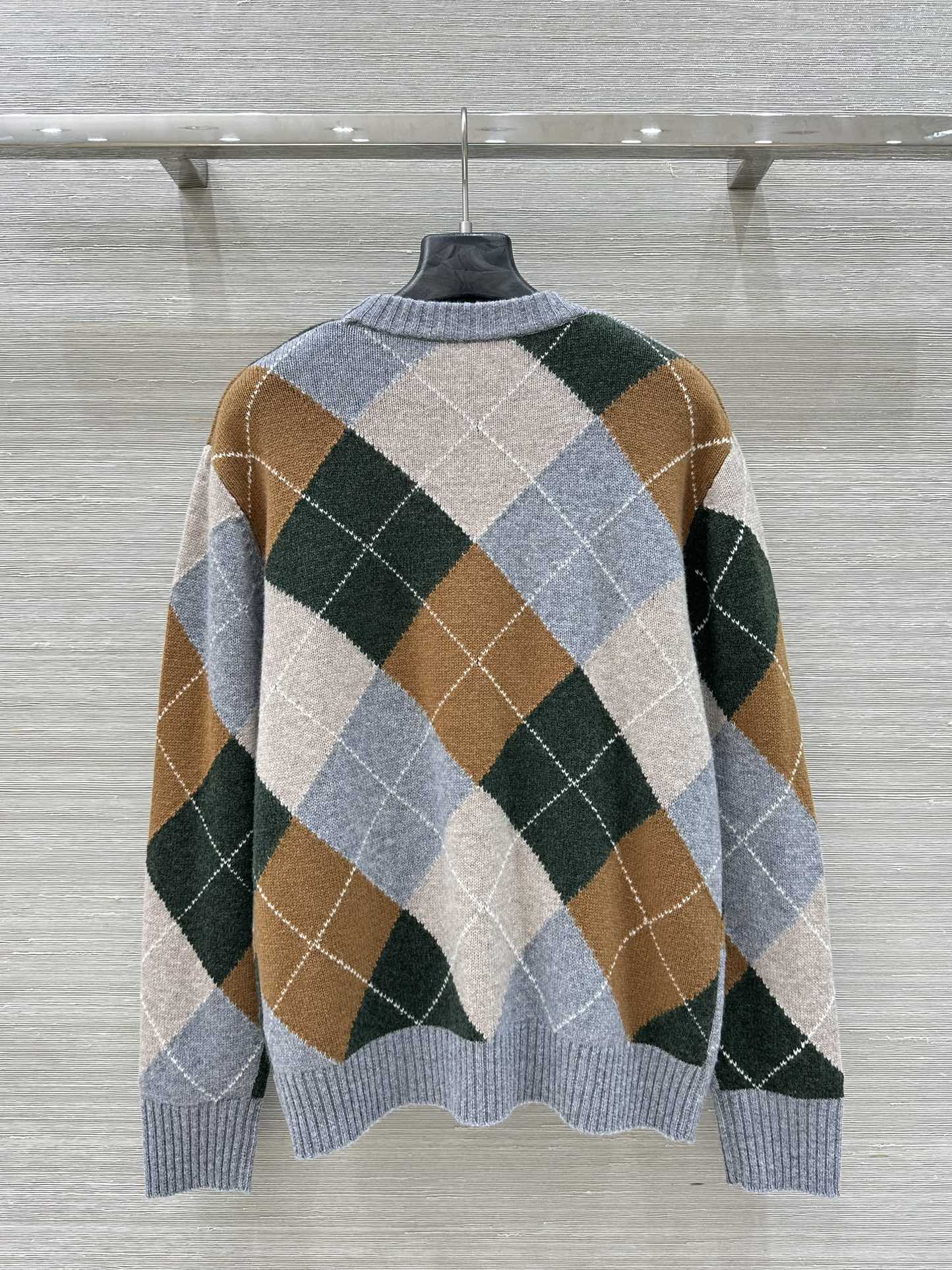 “High-End First-Class Female Suit: Wool, French Court Style, Premium Quality” - 图片 9