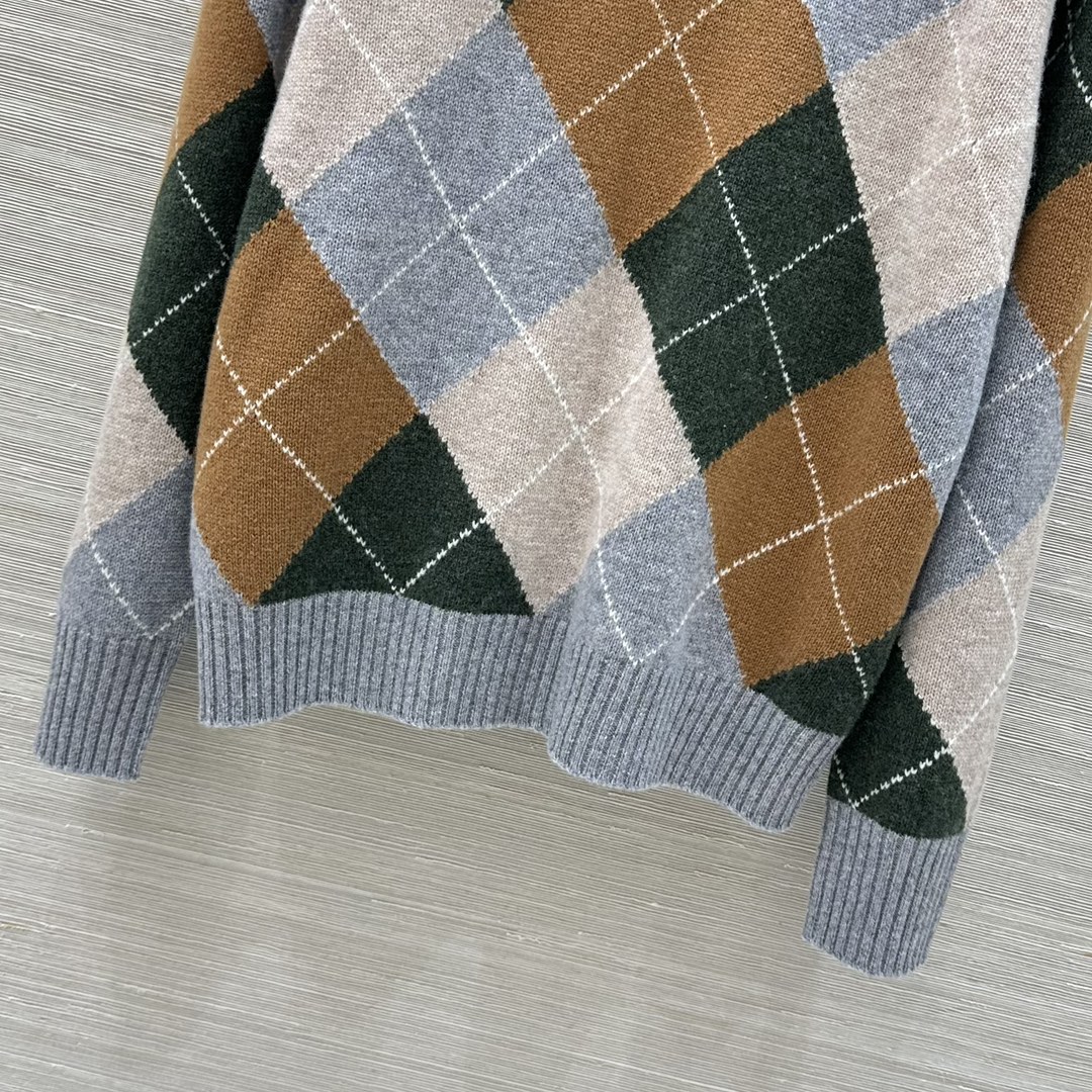 “High-End First-Class Female Suit: Wool, French Court Style, Premium Quality” - 图片 5