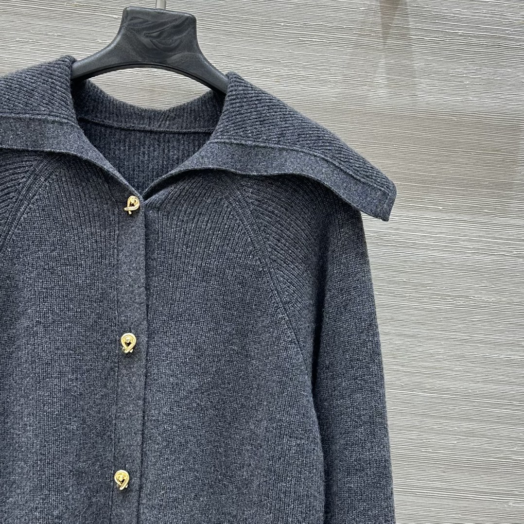 Stylish Copper-Colored Tie Button Cashmere Sweater for Women – P966 Review - 图片 4