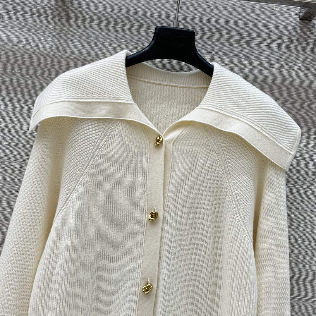 Stylish Copper-Colored Tie Button Cashmere Sweater for Women in Three Sizes - 图片 2