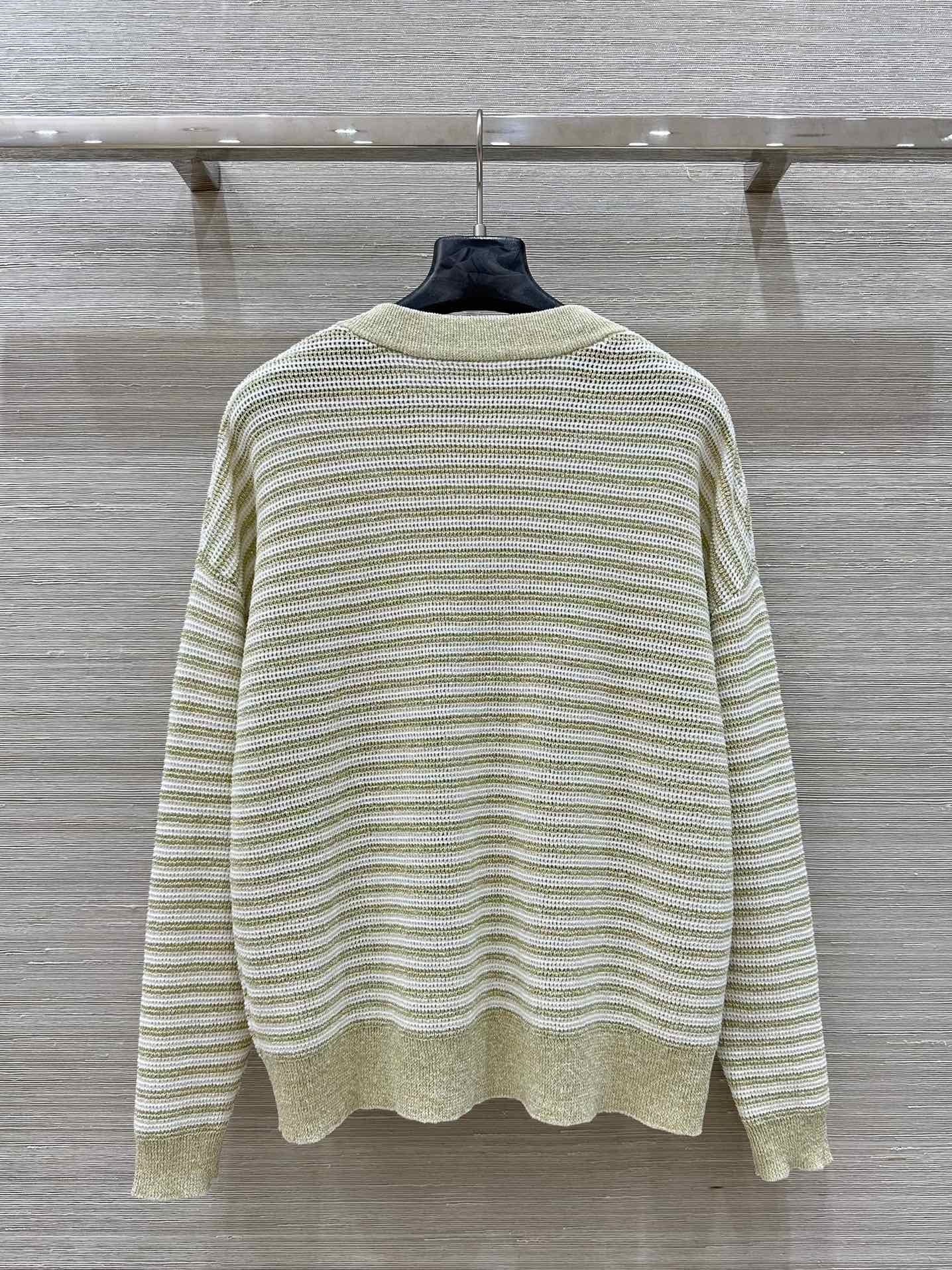 Luxurious High-End Women’s Suit with Swiss Hook-Weaving Process and Elegant Design - 图片 9