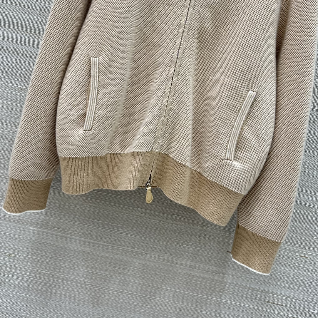 P2024 High-End Women’s Hoodie Suit with Quality Velvet Wire and Stylish Design - 图片 5